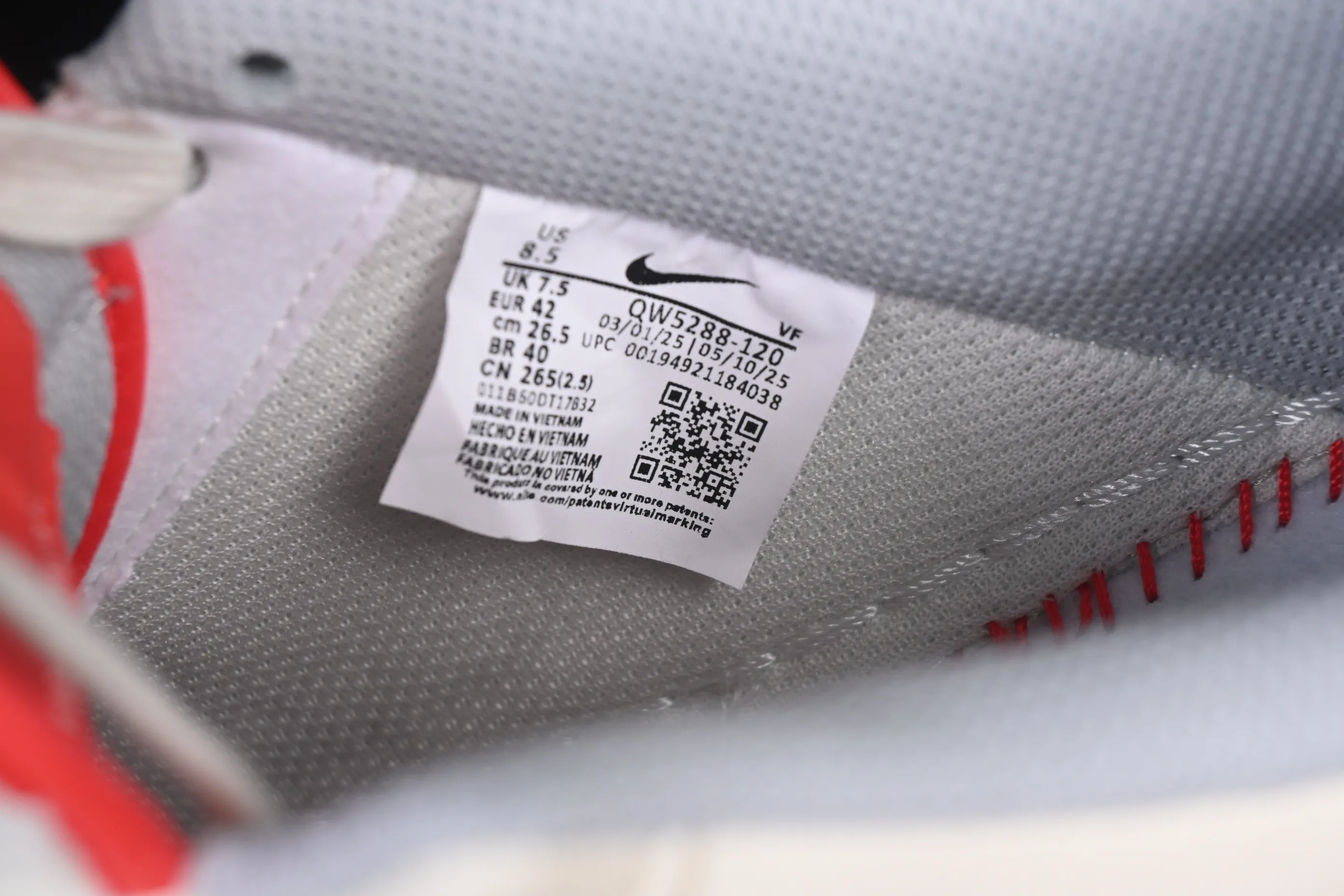 All categories Nk Air Force 1 Air Force series Nk Air Force 1 Low Air Force low-top Nike Air Force 1'07 Low Year of the Horse joint Air Force 1 low-top casual sneakers QW5288-120